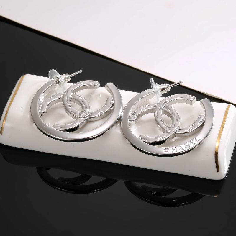Chanel Earring 06yxs52